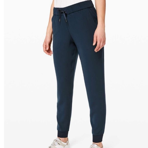 SOLD NWT LULULEMON JOGGER  TRUE NAVY BLUE  On the Fly Jogger 28"  WOVEN TRAVEL 8 - Picture 5 of 13